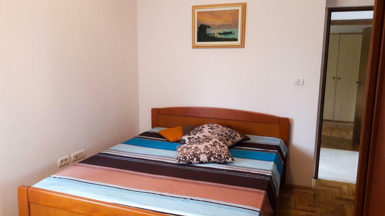 Alda Apartment Pula Ngoại thất bức ảnh
